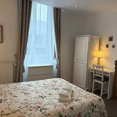 Hotel Saint Yves