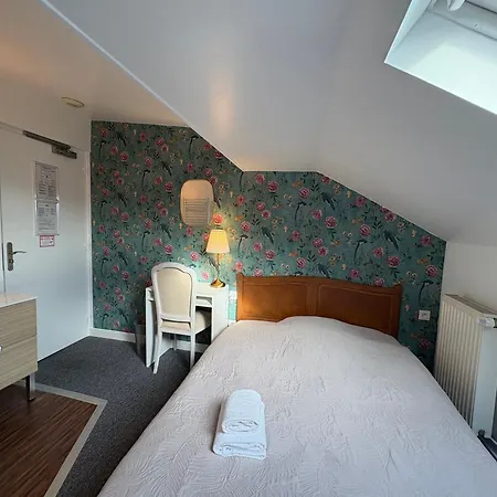 Hotel Saint Yves